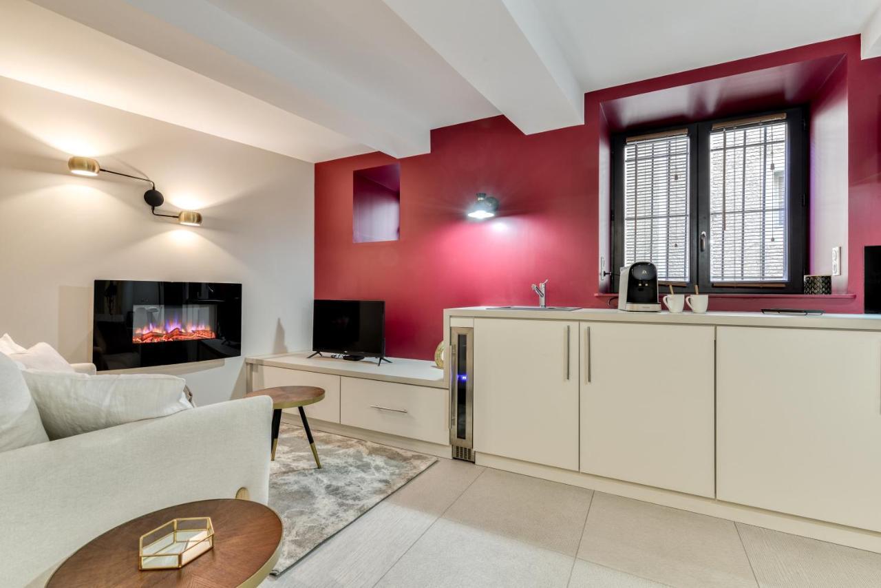Les Gites De Laure - O Lit Divin, Instant De Volupte, Balneo Sauna, Climatisation, Netflix, 160M De La Cite Medievale Carcassonne Eksteriør billede