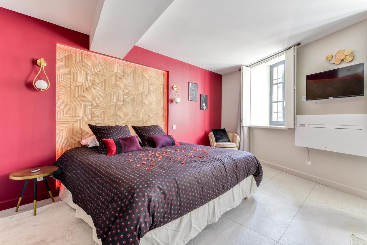 Les Gites De Laure - O Lit Divin, Instant De Volupte, Balneo Sauna, Climatisation, Netflix, 160M De La Cite Medievale Carcassonne Eksteriør billede